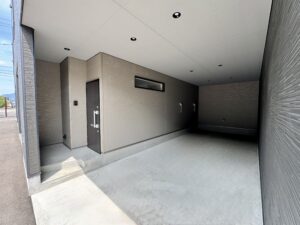 大分県日田市 - ガレージ付きデザイナーズアパート Leage series「 River View GARE 」
