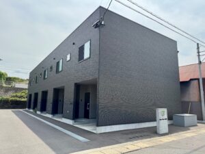 大分県日田市 - ガレージ付きデザイナーズアパート Leage series「 River View GARE 」